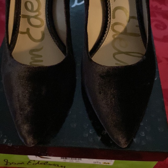 Sam Edelman Velvet Pumps - Picture 2 of 7